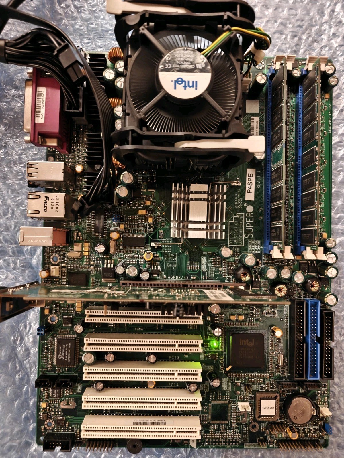 Supermicro  P4SPE motherboard - ATX - Socket 478 - Includes CPU and memory