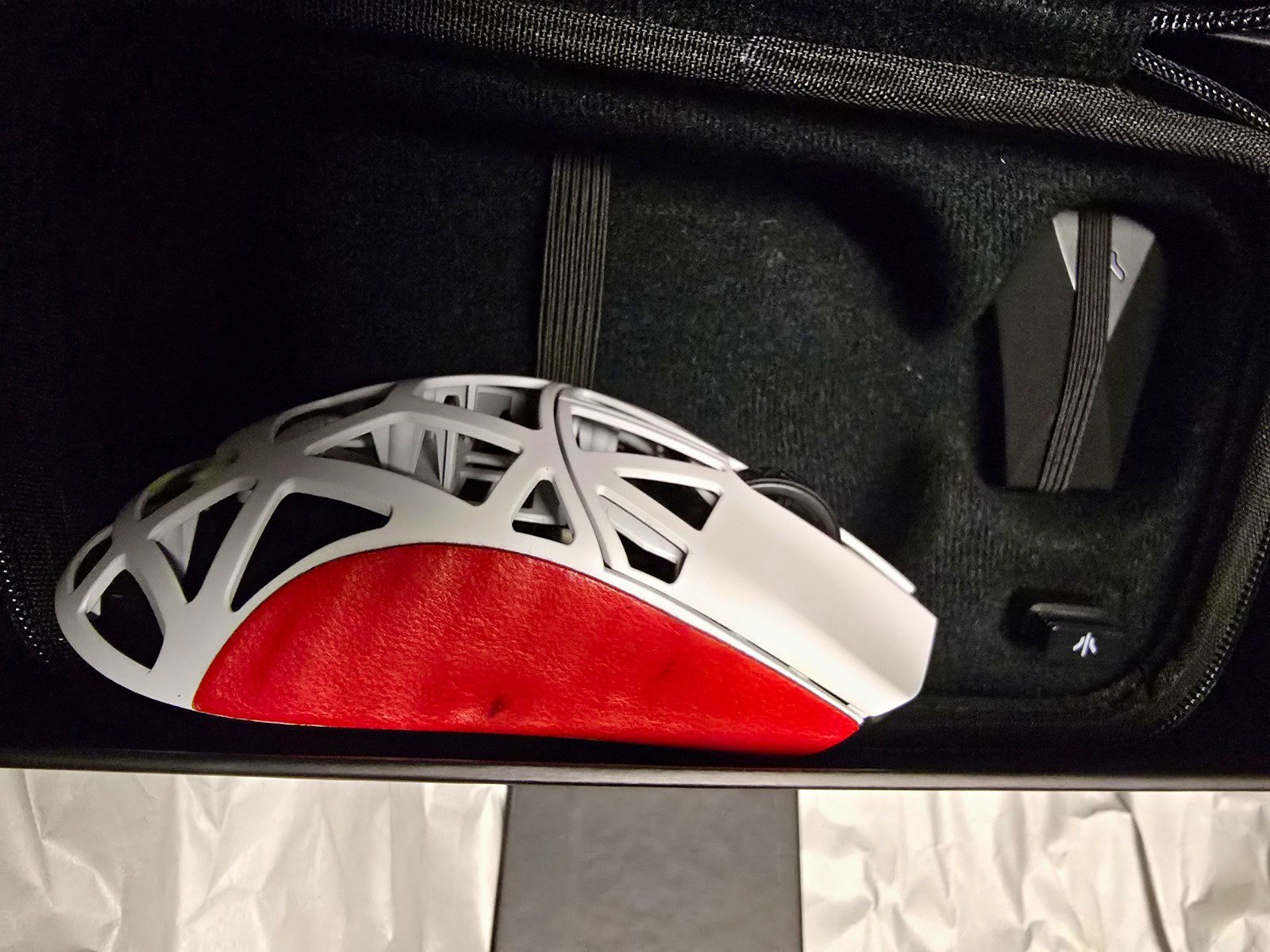 WLmouse BeastX MAX Wireless Gaming Mouse White/Black