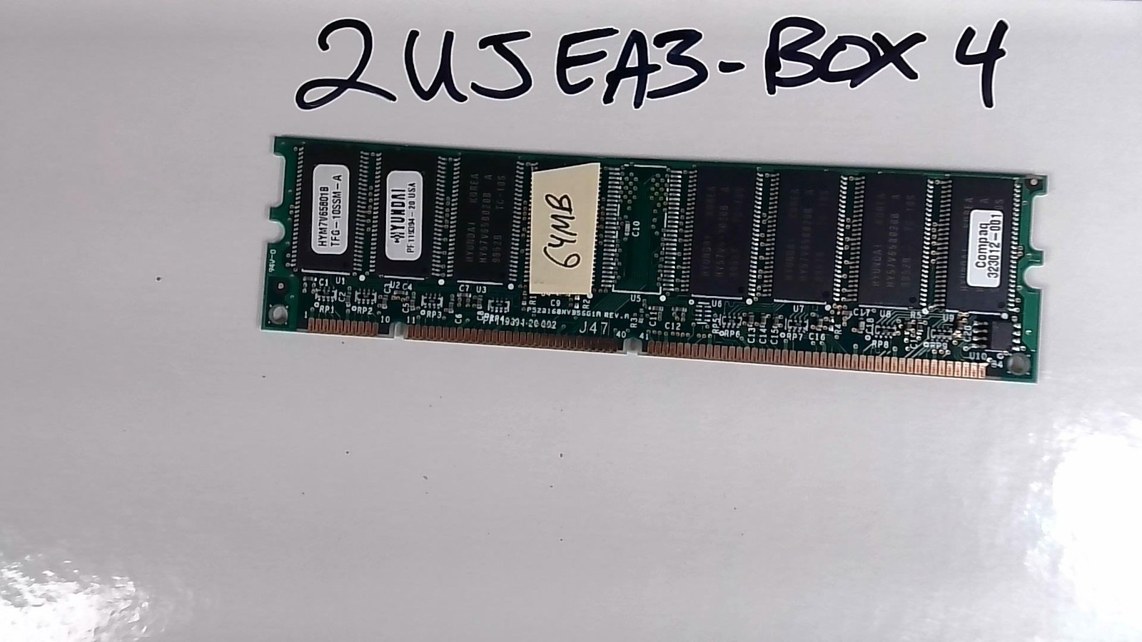 Hyundai HYM7V65801B 64MB PC100 SDRAM 168 Pin Memory for Compaq