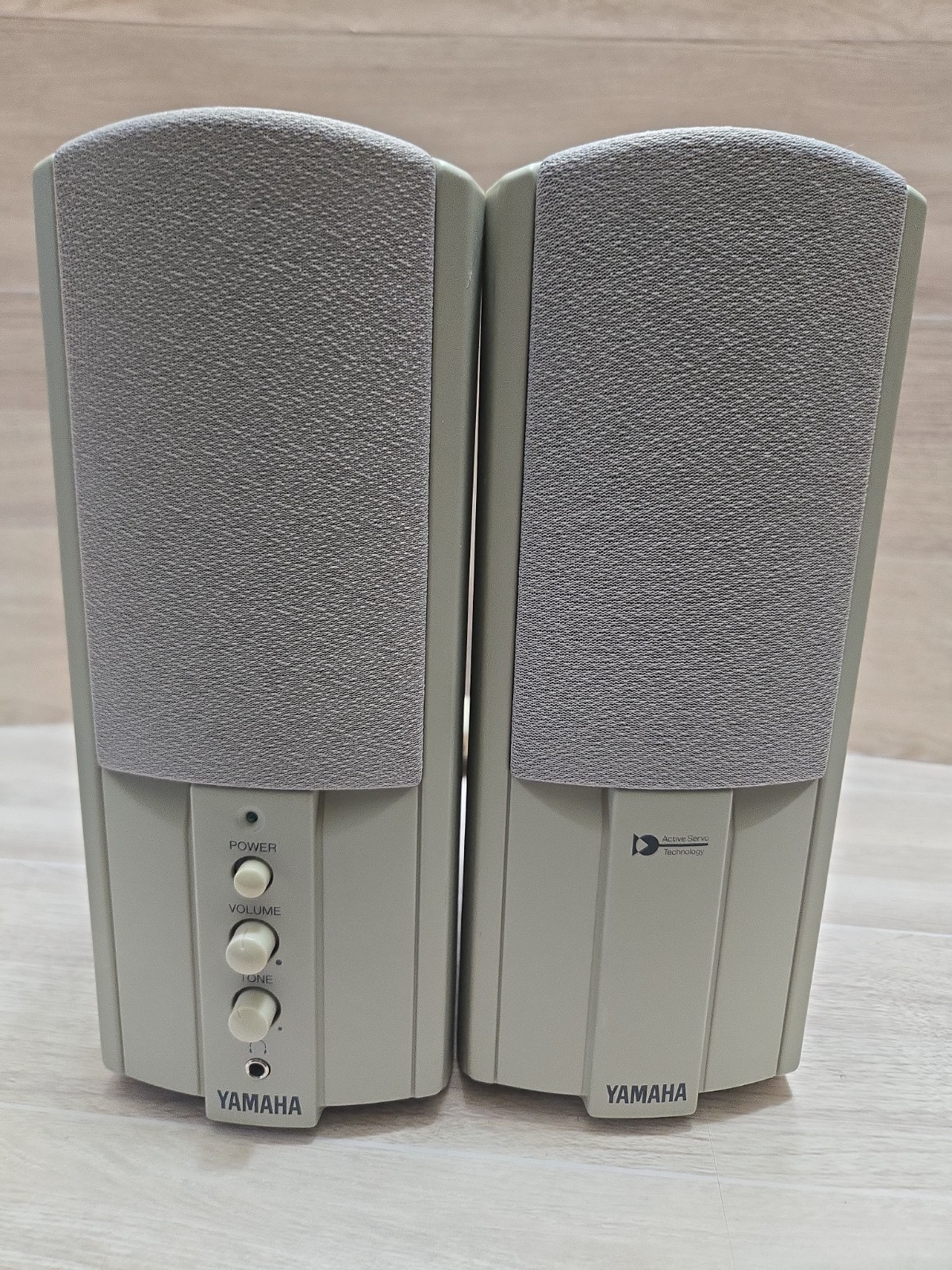 Yamaha YST-M7 Powered Multimedia Speakers Pair, NO Power Supply - Tested Working