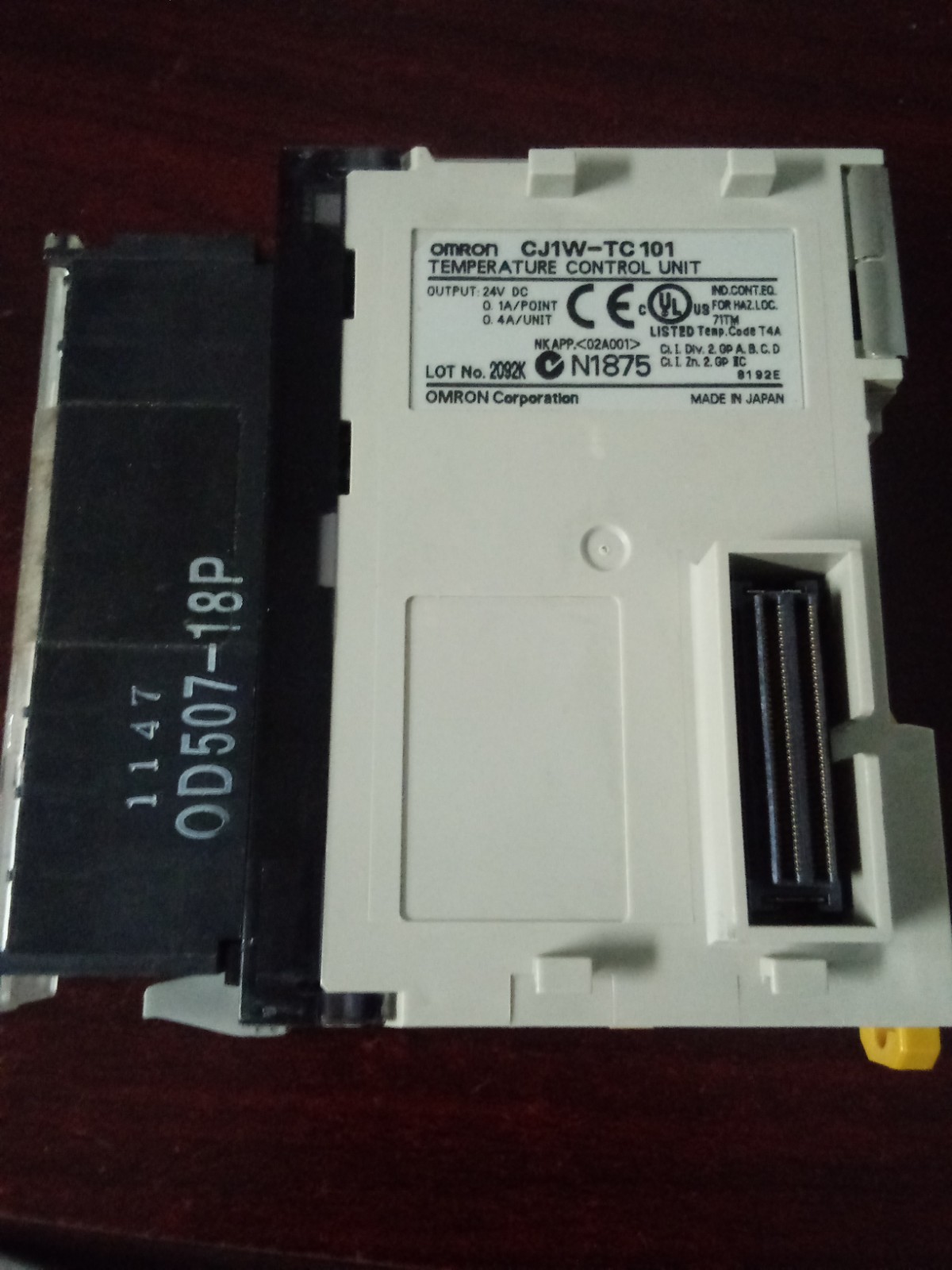 OMRON CJ1W-TC 101 TEMPERATURE CONTROL UNIT LOT OF 2