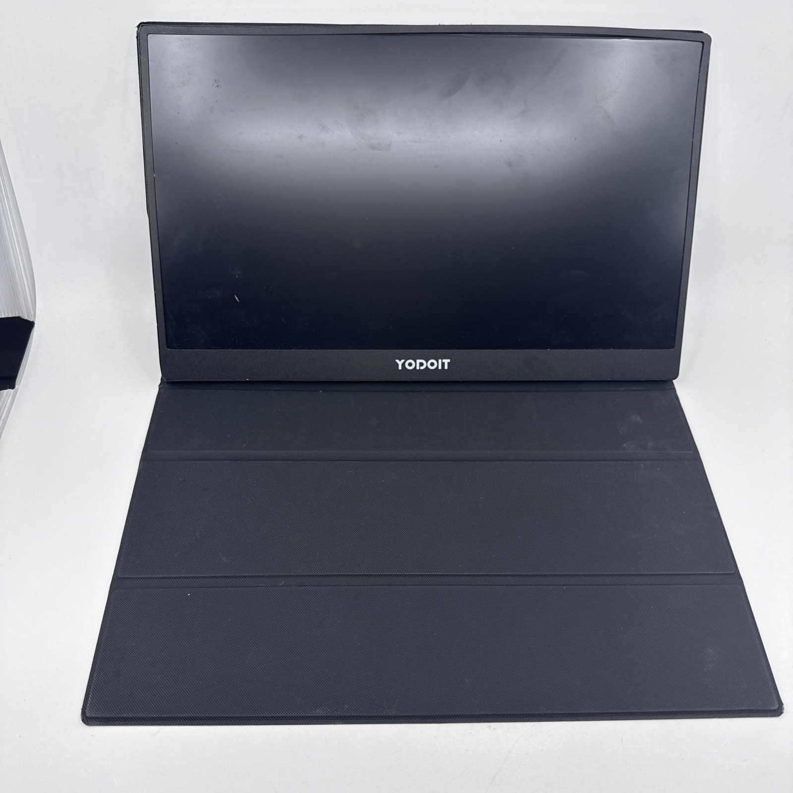 YODOIT PTM15 15.6" 1080p Full HD IPS Portable Monitor In Black + COVER
