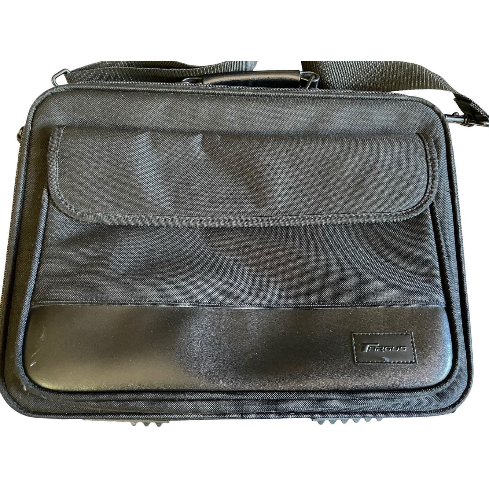 Targus 15.6 Traditional Laptop Bag Notebook Carrying Case Model CNO1/OCN1
