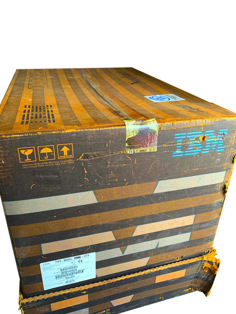 866621Y I IBM Netfinity 7100 PIII Xeon 550MHz-1M 256MB Server BRAND NEW