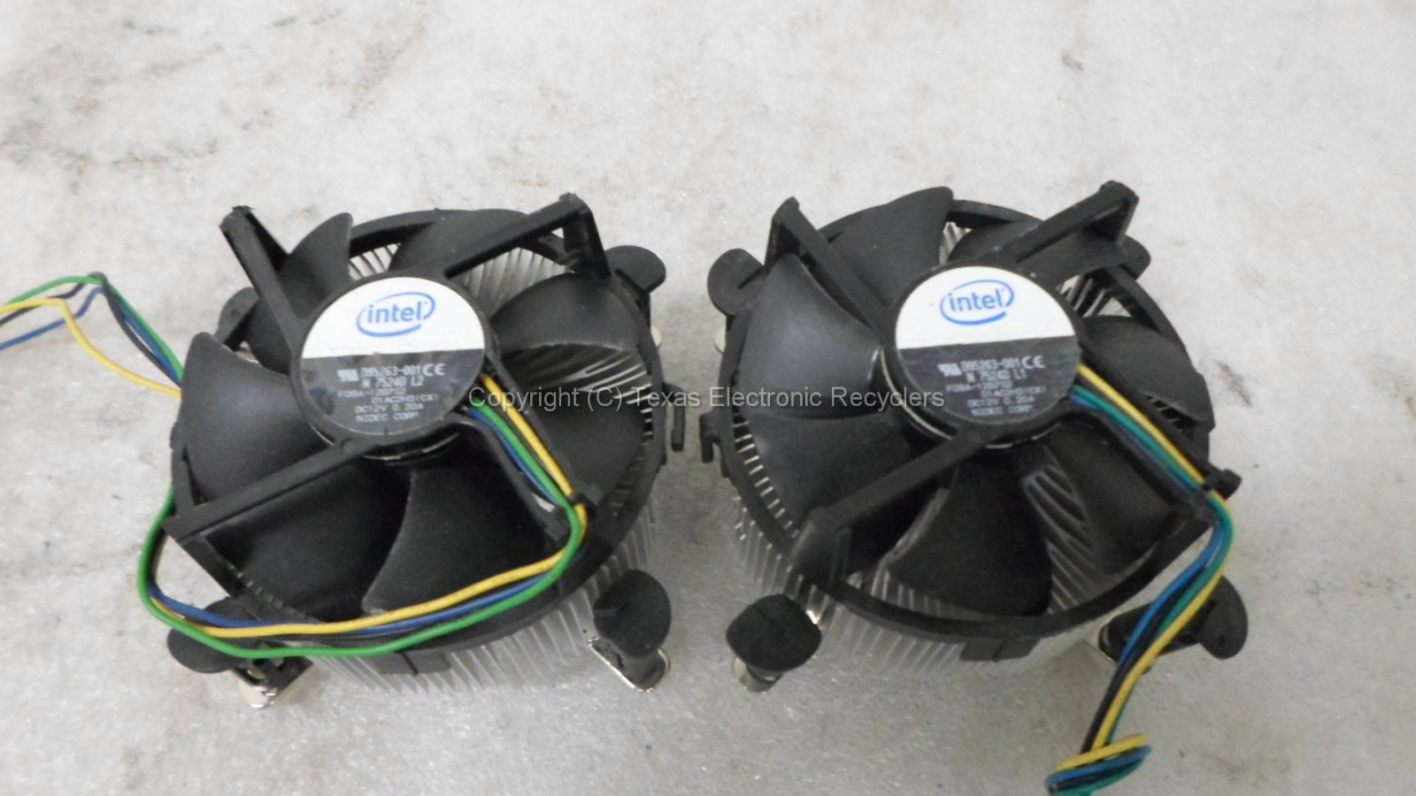LOT OF 2 - Intel D95263-001 DC12V 0.20A Socket 775 CPU Heatsink & Cooling Fan 