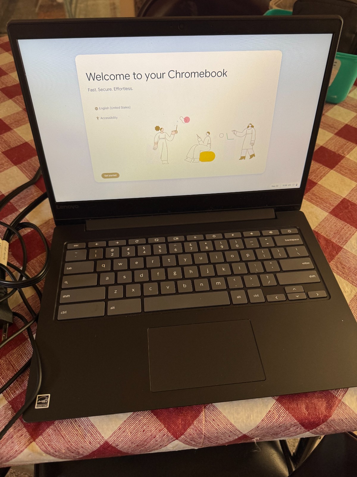 *USED* Lenovo Chromebook S330 Model 81JW with Charger