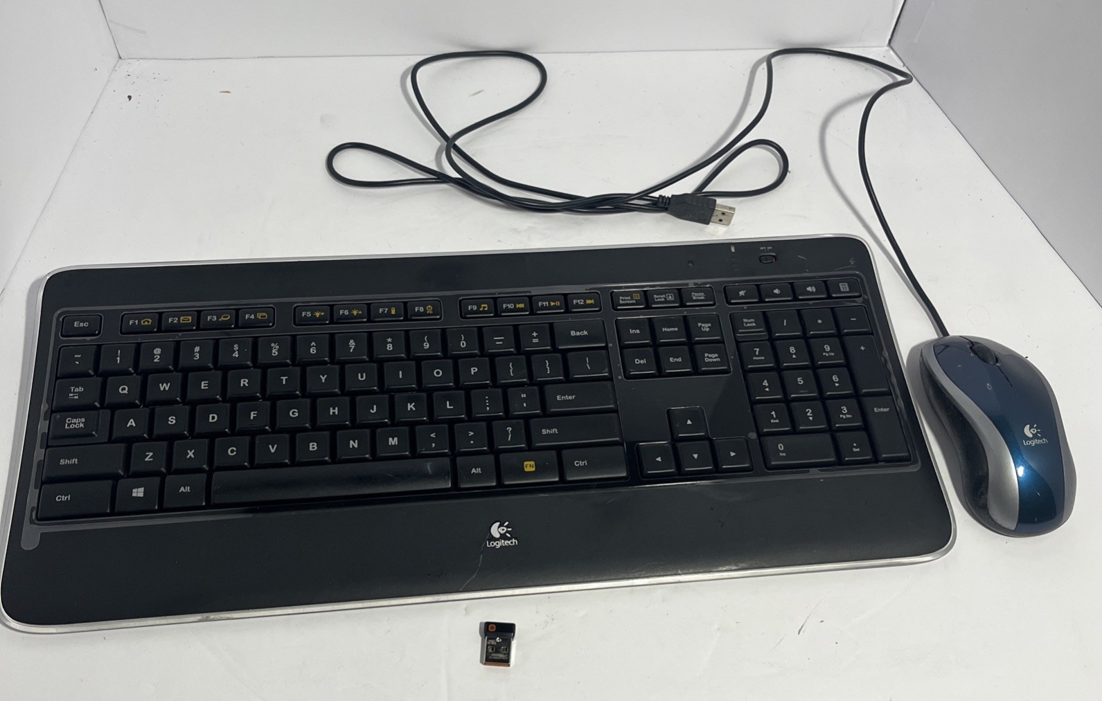 Logitech K800 Wireless Keyboard & Dongle + Logitech X3 mouse-BOTH tested& works