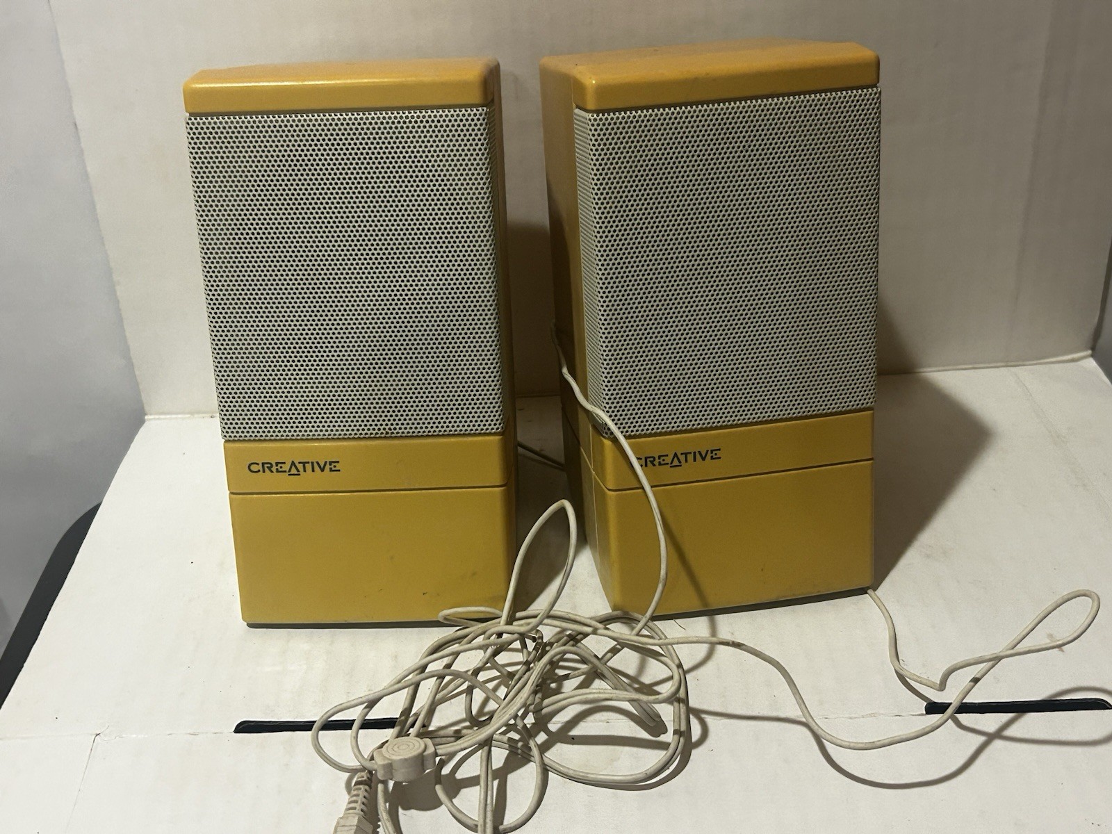 Creative Sound Blaster SBS10 Speakers - vintage 1997