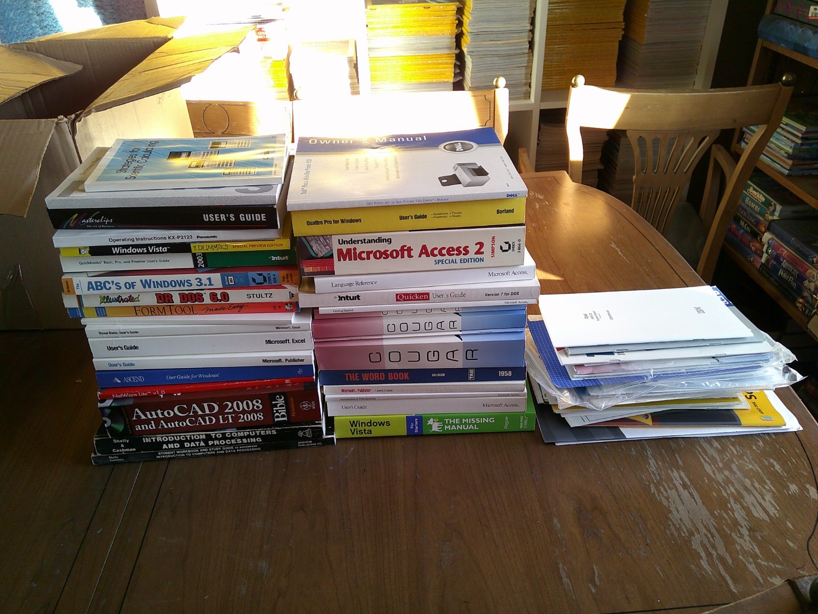 LOT 50+ VINTAGE COMPUTER & SOFTWARE MANUALS Guides AutoCad Microsoft Quickbooks