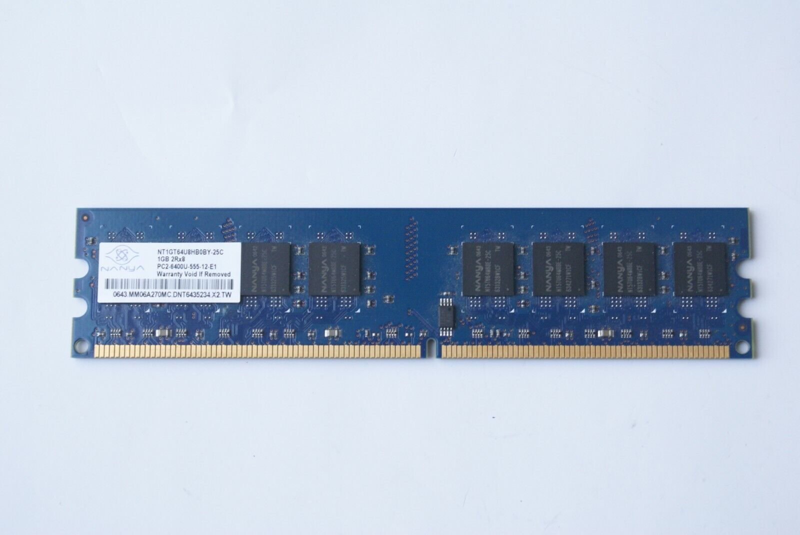 Nanya NT1GT64U8HB0BY-25C PC2-6400U-555-12-E1 1GB Memory RAM from Working Desktop