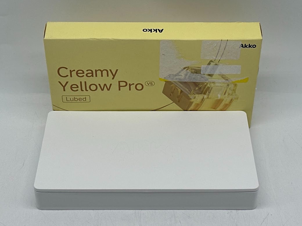 Akko V5 Creamy Yellow Pro Switches