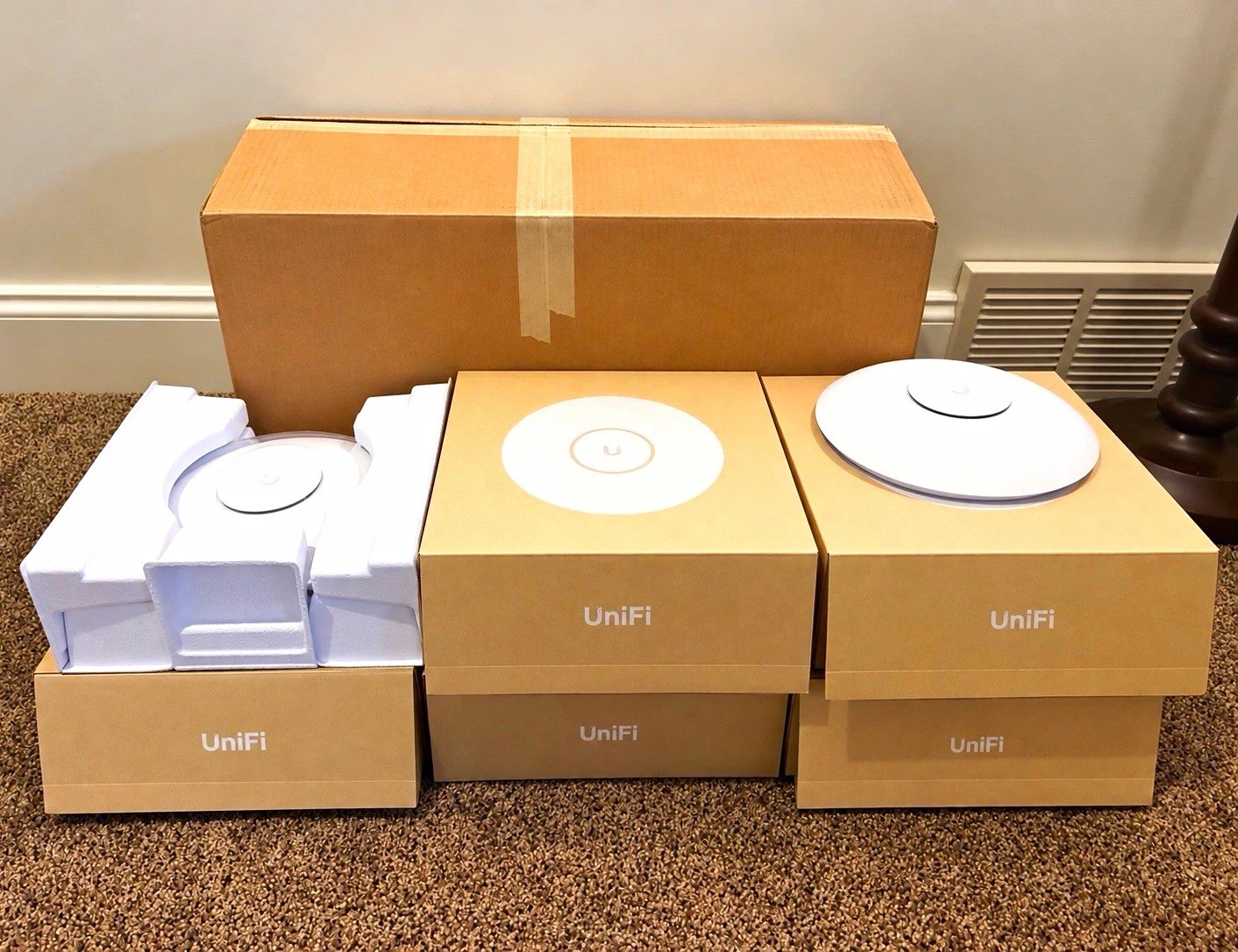 Lot of 5 Ubiquiti Networks UniFi UAP-AC-PRO Access Point White PoE 1300Mbps