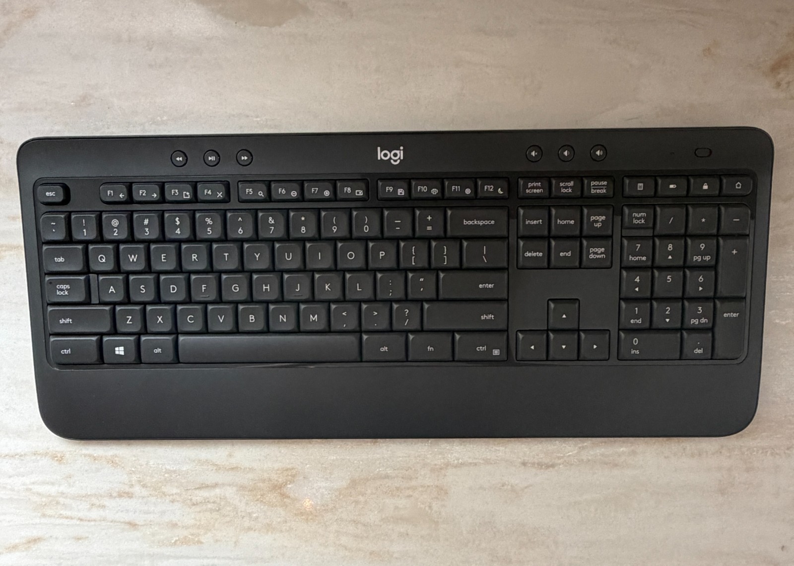 Logitech K540 Wireless Full Size Keyboard Black w/ Palm Rest Numeric Keypad