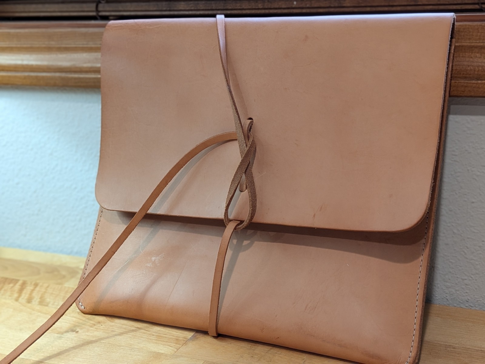 Handmade Leather Tablet Sleeve Portfolio Case Wrap Closure Tan 12"