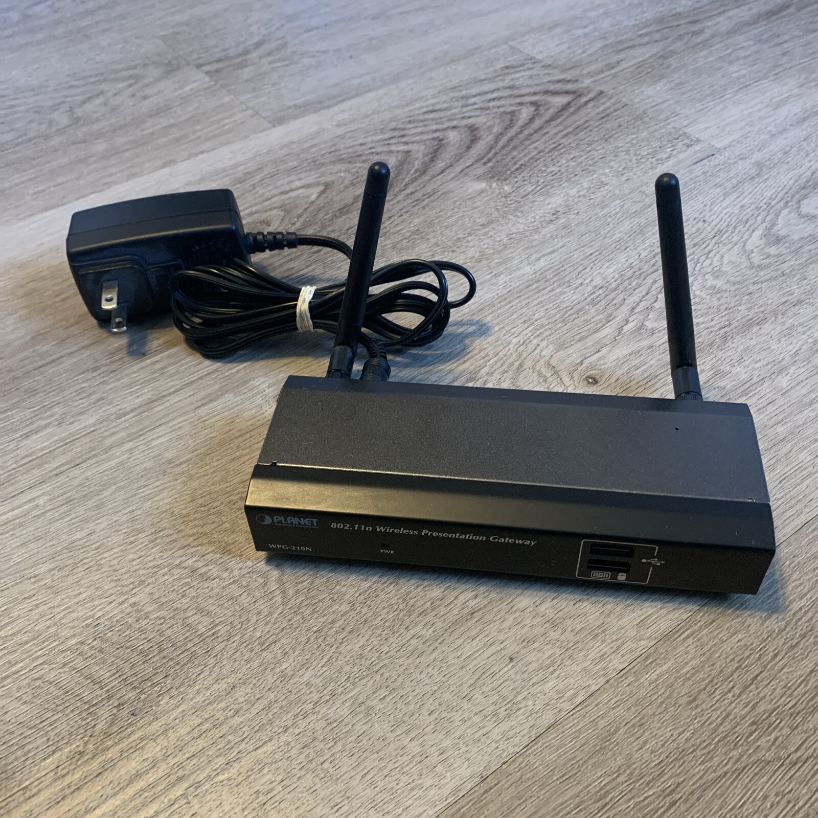 PLANET  TECHNOLOGY WPG-210N WIRELESS PRESENTATION GATEWAY DRD2-2