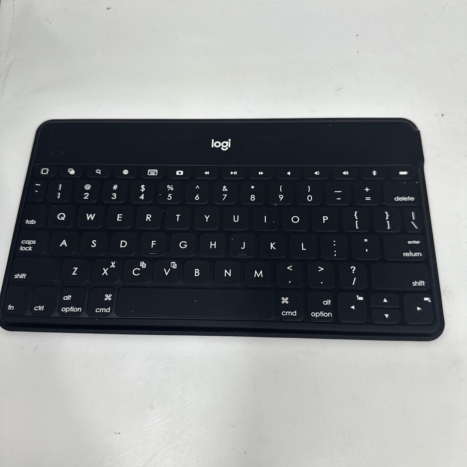 Logitech Keys-To-Go Y-R0052 Blue Portable Bluetooth Slim Keyboard for iPhone/Mac