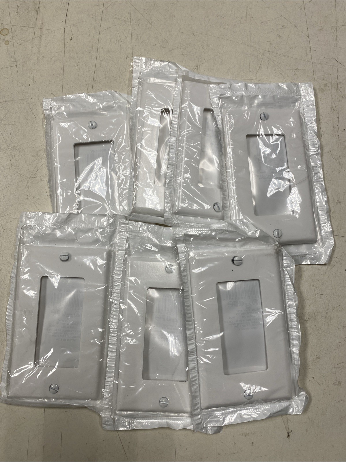(7) new open box Leviton 80401-W 1-Gang Decora/GFCI Device Decora Wall Plate