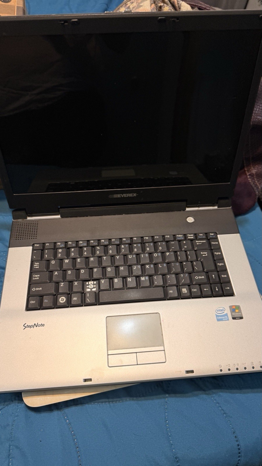 Enpower notebook TW3 EAA-89 Laptop 15" NOT TESTED / FOR PARTS / AS IS