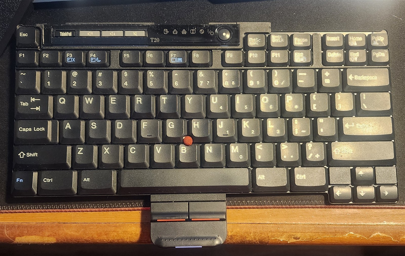 Genuine Vintage IBM Thinkpad T20 US Laptop Keyboard 02K4951 02K4970 K33817