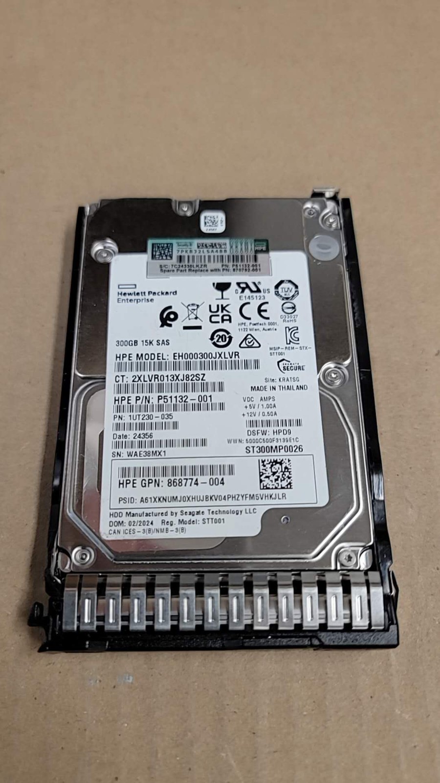 HPE 300GB 15K 12G SAS 2.5 inch Hard Drive P51132-001 868774-004 W/Tray 870792