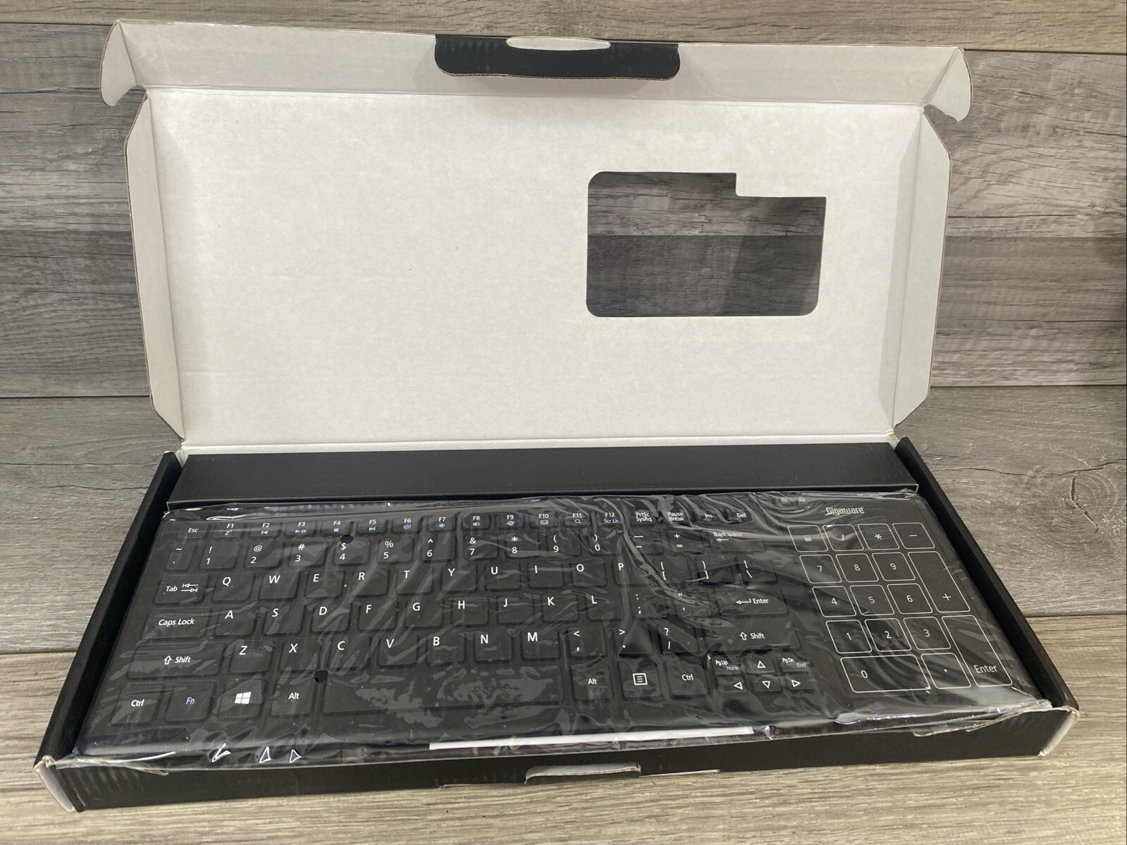 Gigaware 2603143 Wireless Keyboard COMPUTER ACCESSORY  With Box And Driver Cd