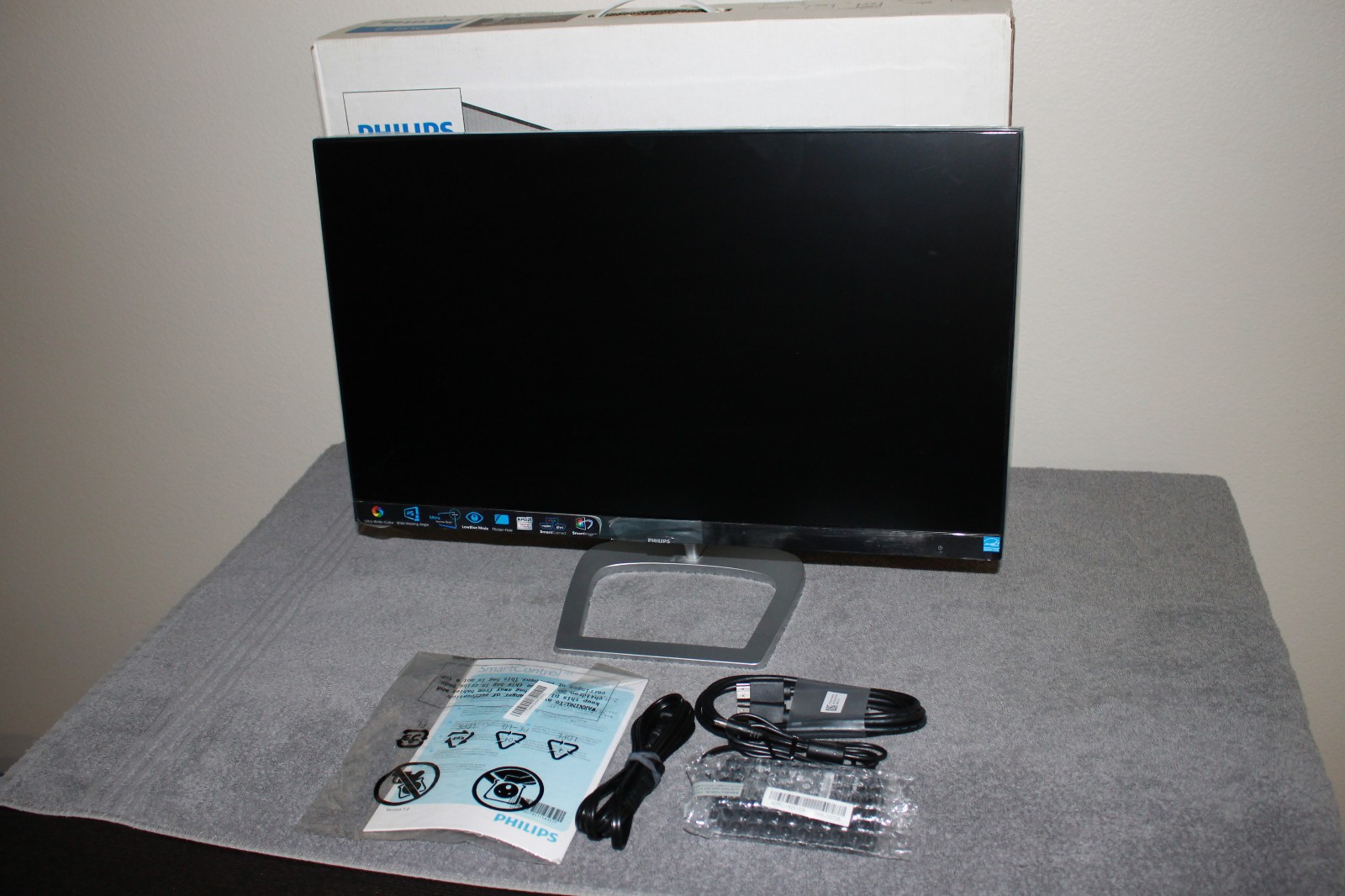 Philips E Line 246e9qdsb 24" LCD Monitor 1080p HDMI LowBlue Black