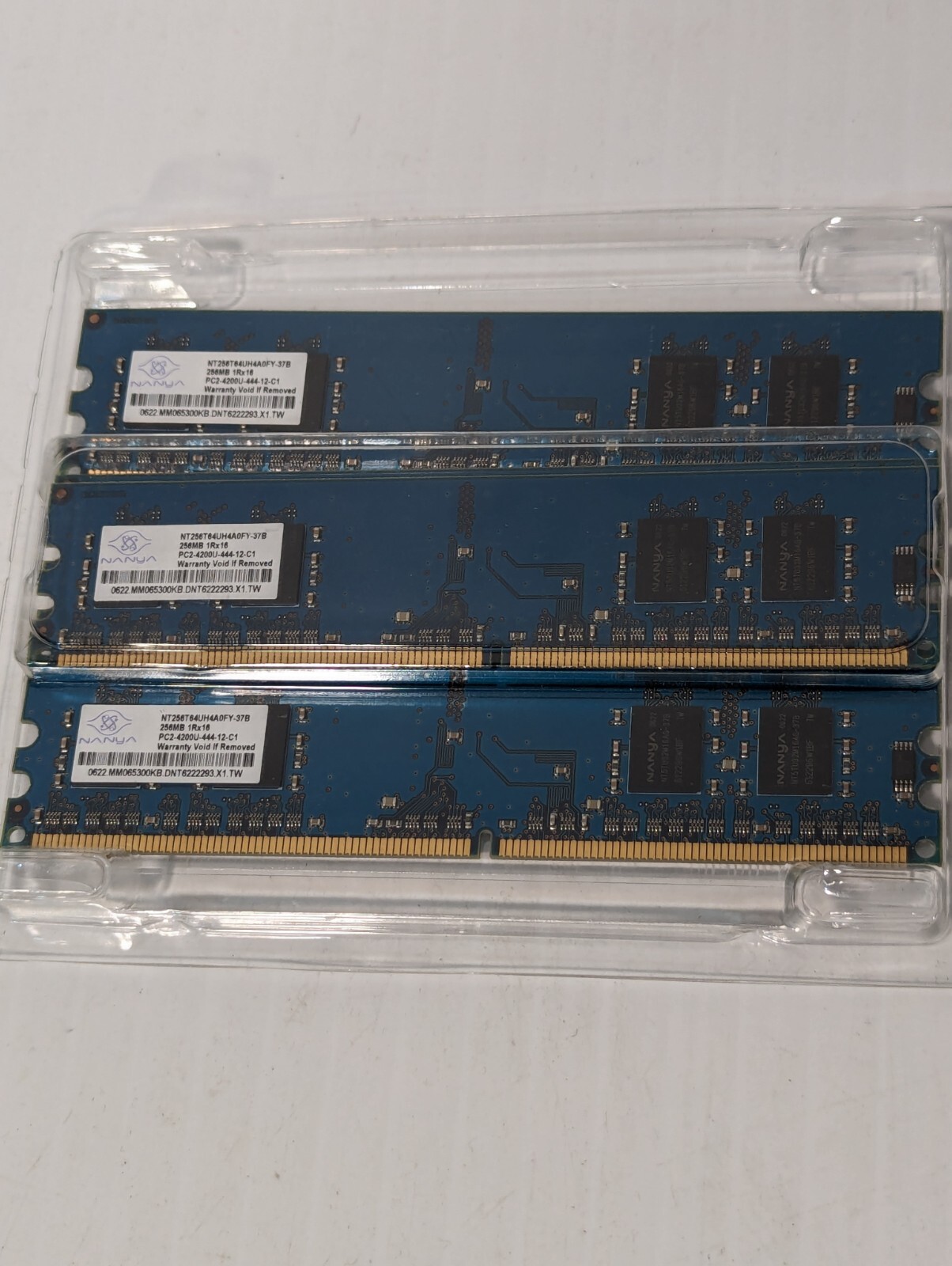 Lot of 3 Nanya PC2-4200U-444-12-C1 256MB 1Rx16