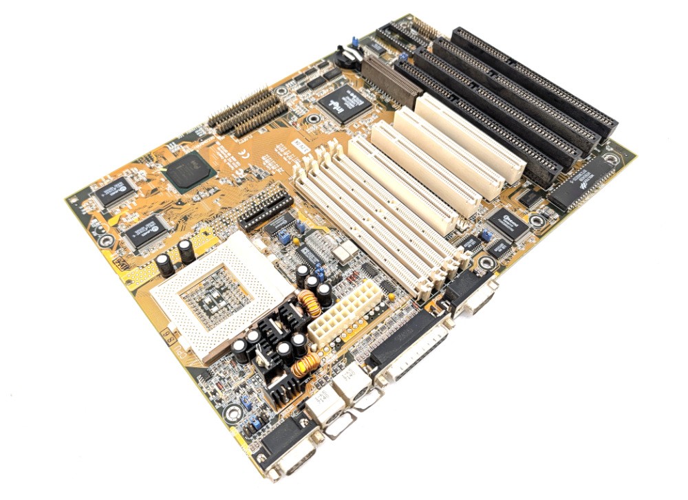 Untested Asus P/I-XP55T2P4 Rev 3.00 Socket 7 Retro Intel Motherboard