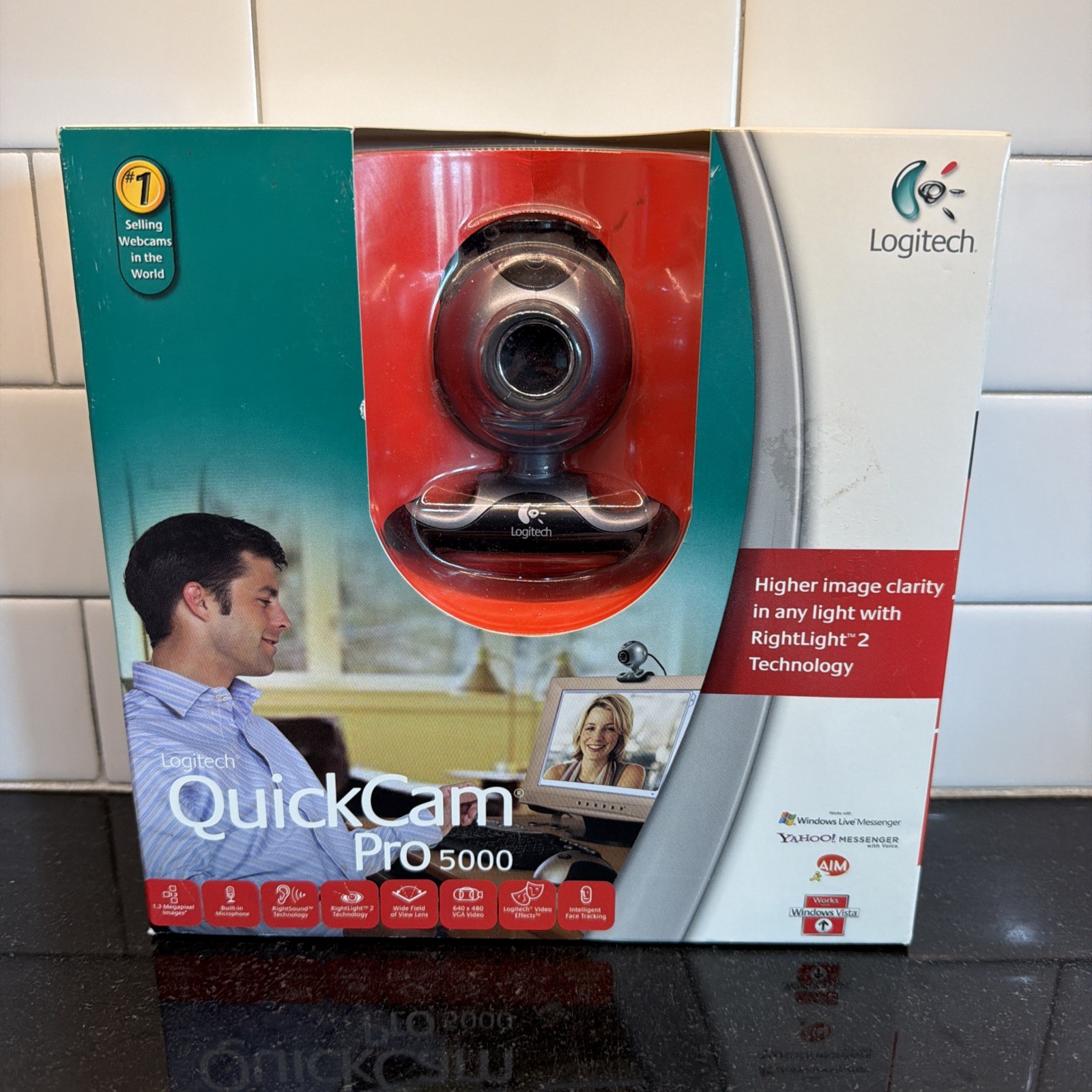 Logitech QuickCam Pro 5000 Webcams Skype Windows 2000 & XP New Open Box