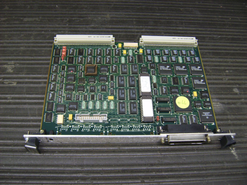 MOTOROLA MVME332XTS 8-CHANNEL CONTROLLER VME MODULE***