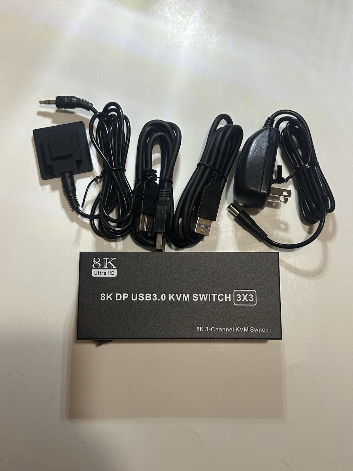8K KVM Switch 3 Monitors 2 Computers Triple Monitor Displayport and HDMI