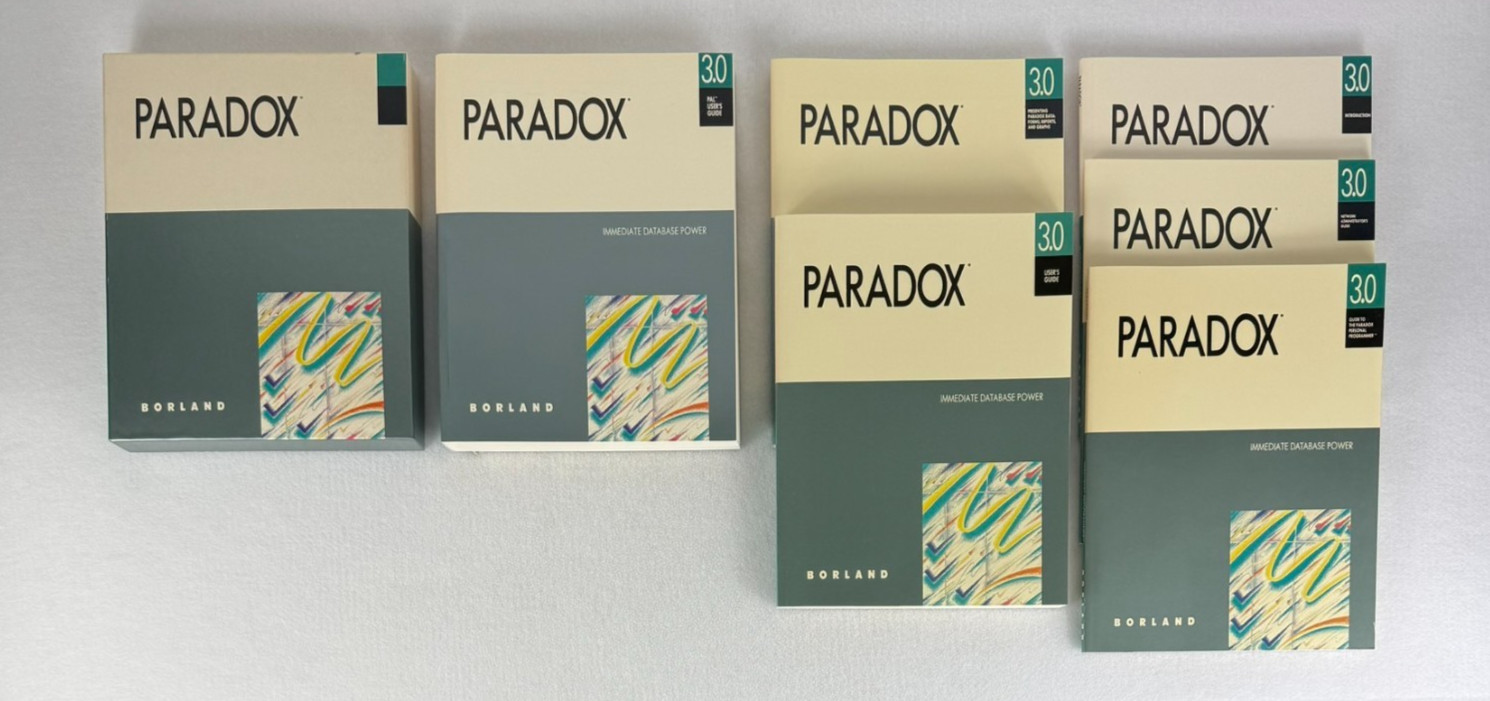 BORLAND PARADOX 3.0 Complete Boxed Set – Manuals & Original Program Disks DOS
