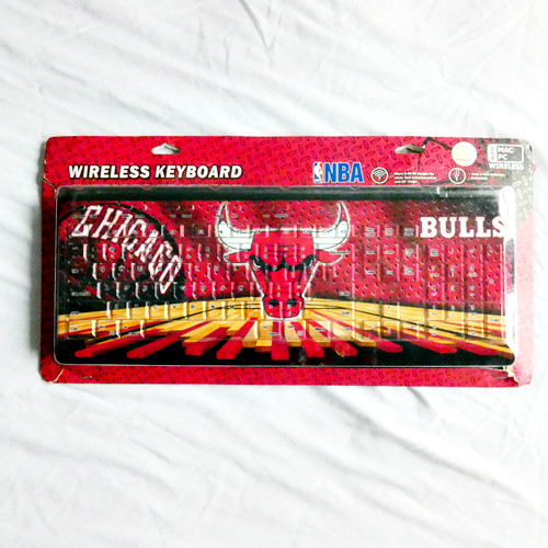 NEW Chicago Bulls Wireless Keyboard (for PC/Mac) Red NOS OOP RARE