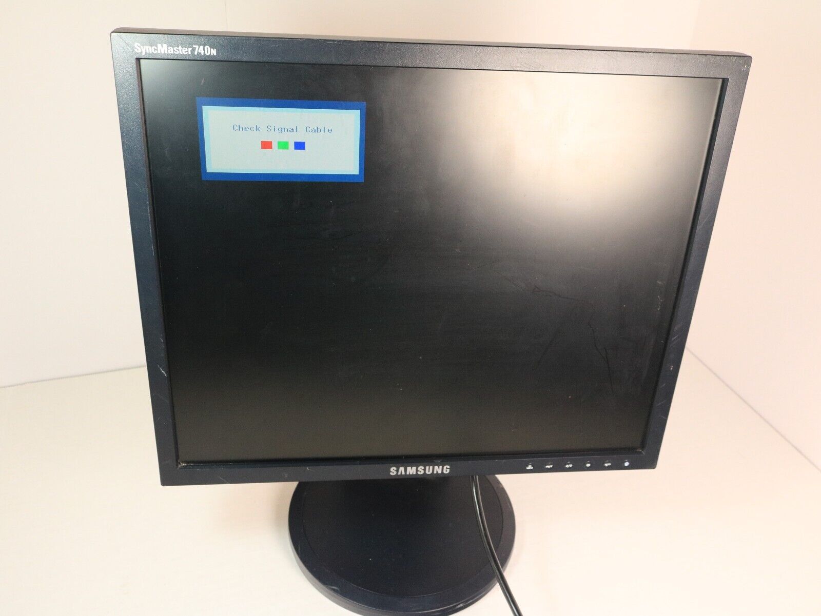Samsung SyncMaster 740N 17-inch LCD Monitor VGA D-Sub 1280 x 1024 300 cd/m² GH17