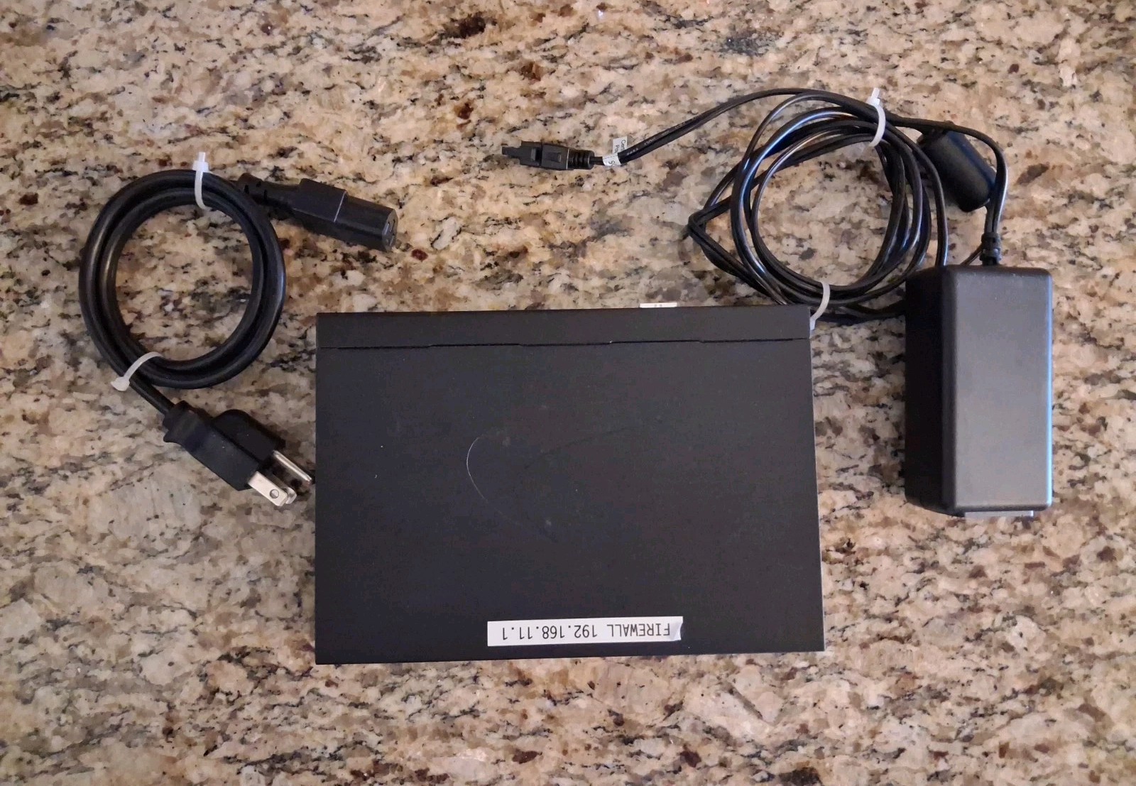 SonicWall TZ470 Gen 7 Firewall APL57-0F1 w/ Power Adapter