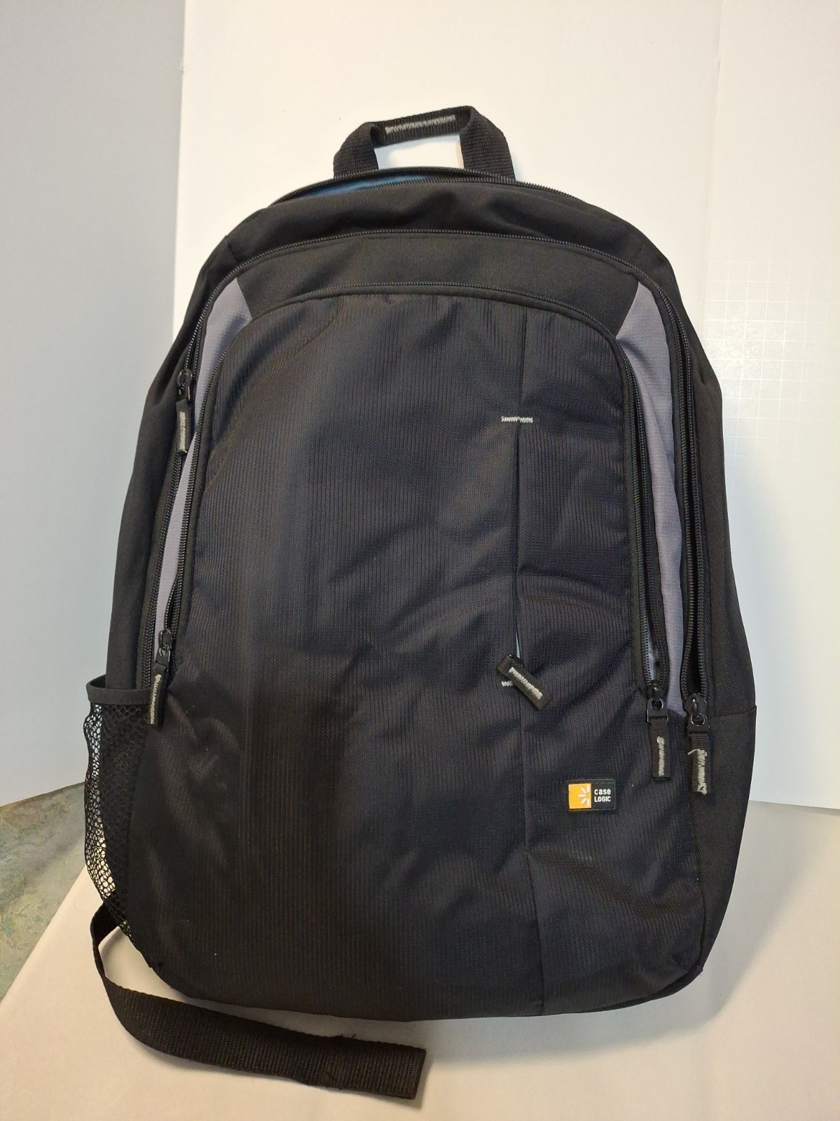 Case Logic Black Padded Pockets Adjustable Strap Laptop Backpack