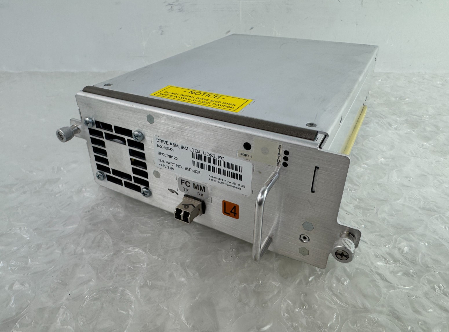 IBM 95P4828 LTO4 Ultrium Full Height Fibre Channel Tape Drive (8-00489-01)