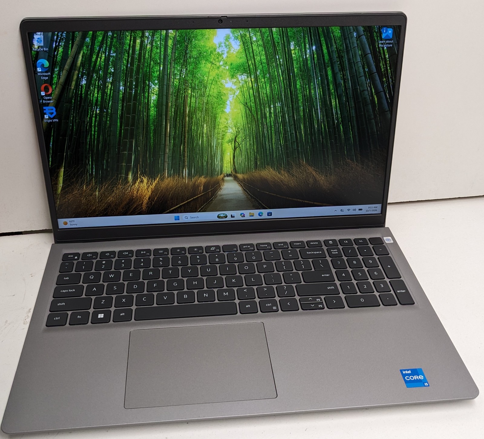 DELL VOSTO 15 3530 I5-1335U, 16GB, 1TB