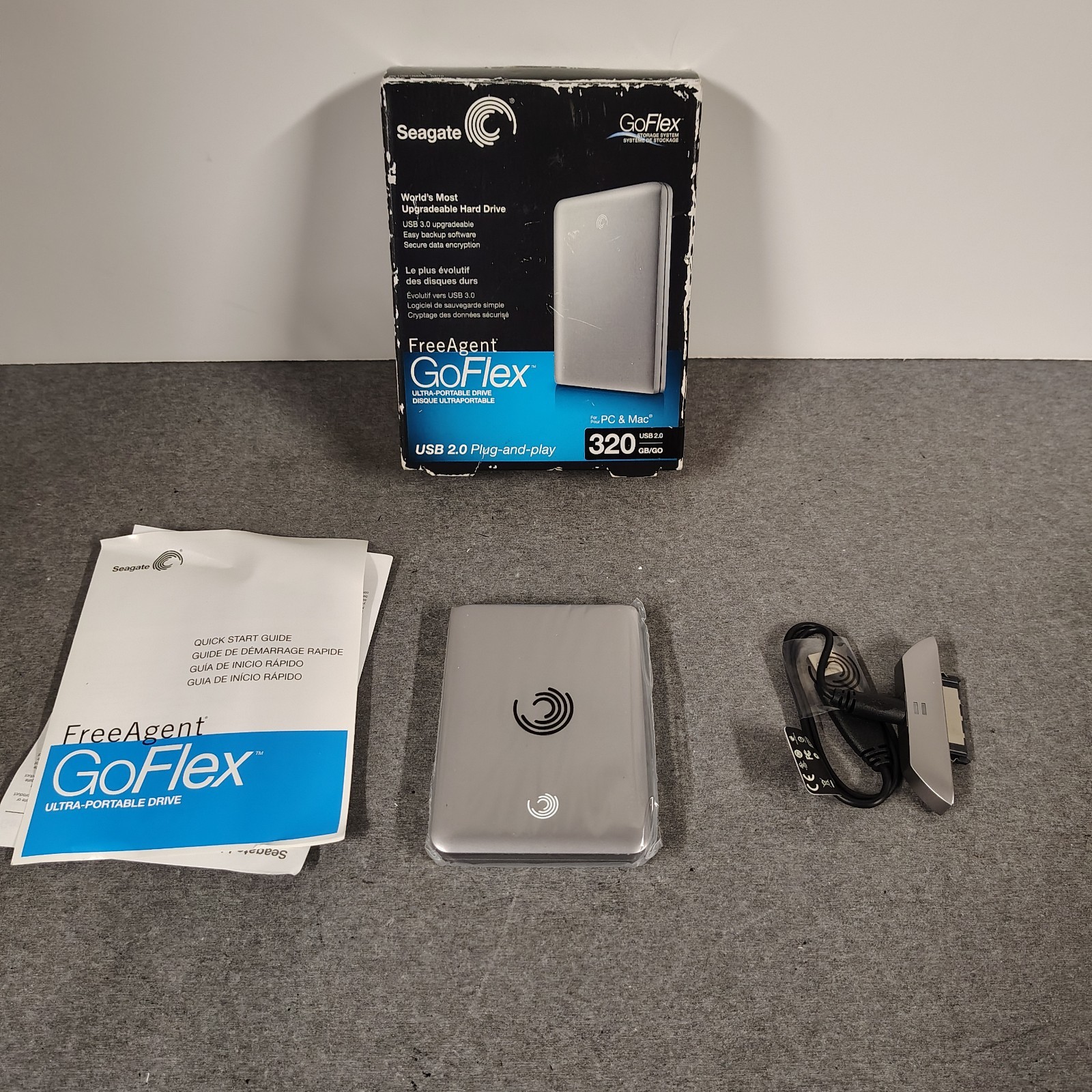 Seagate FreeAgent Go 320GB Portable External Hard Drive - NEW OPEN BOX