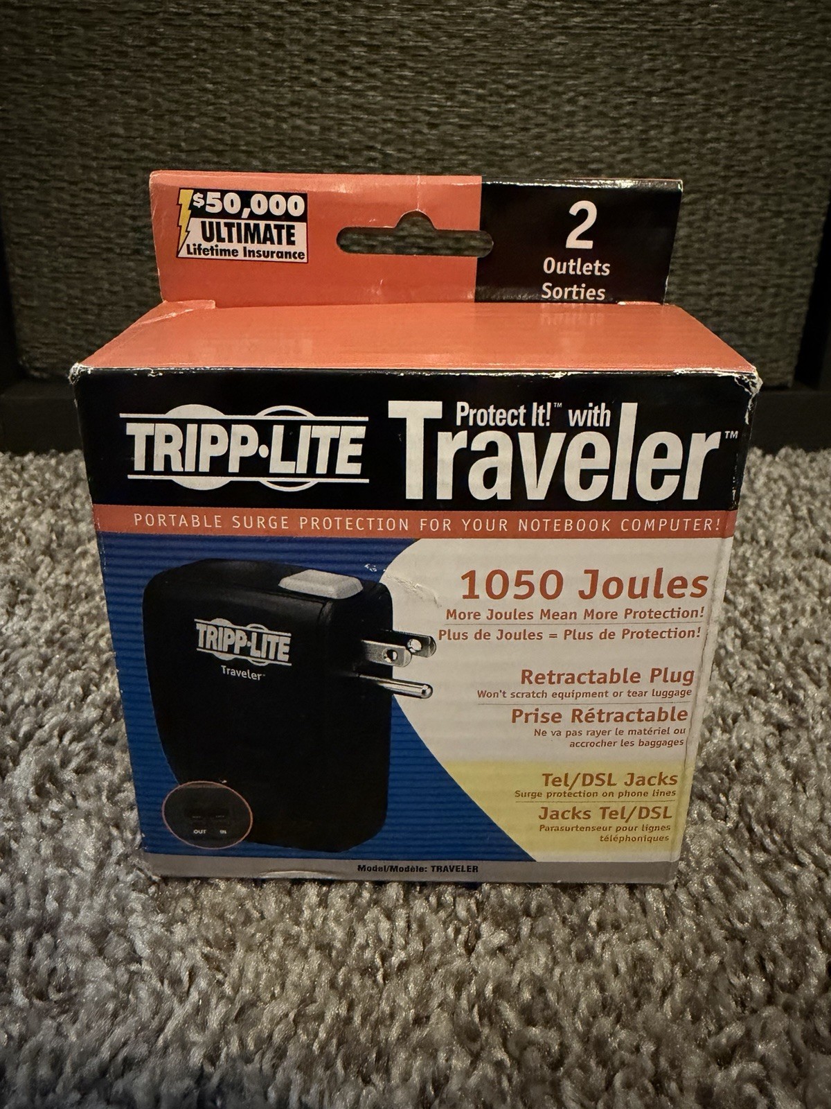 TRIPP LITE TRAVELER 2 Outlets 1050 Joules Direct Plug-in Surge Protection