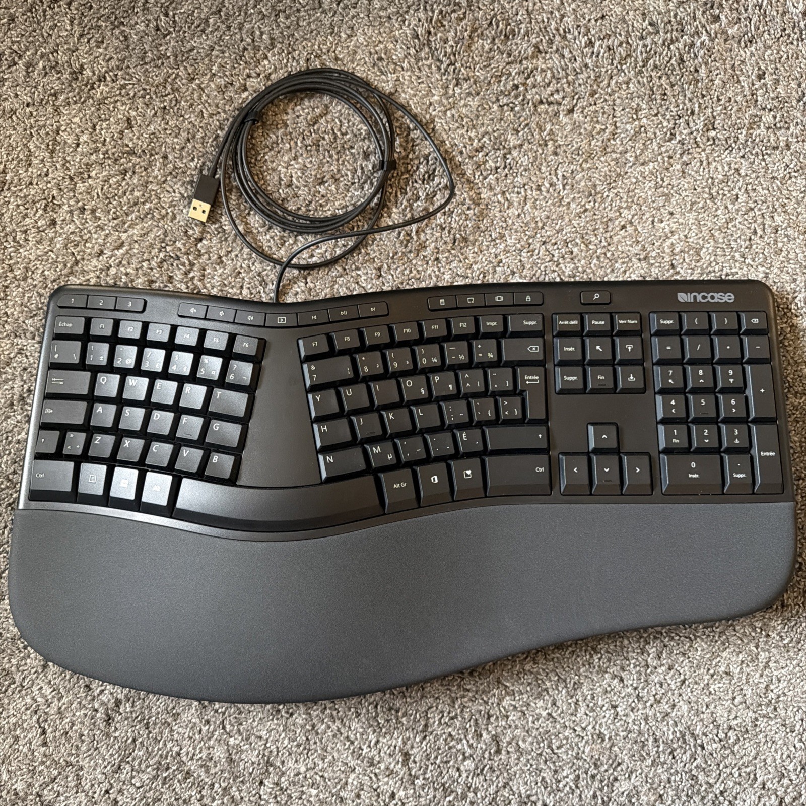 Incase Ergonomic Keyboard Refined Ergonomic Design - Canadian / French 