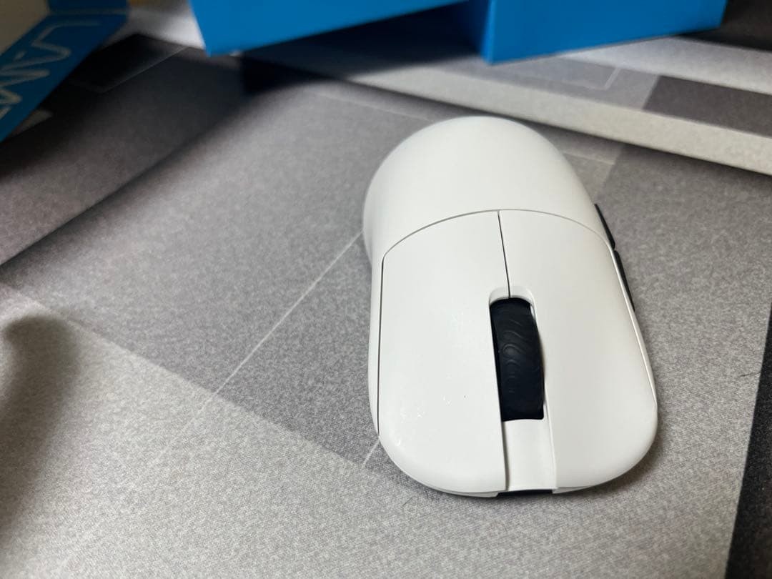 Lamzu Inca Wireless 8k Mouse (White)