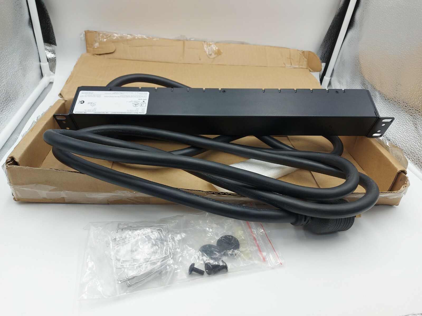 3 UNITS LOT  Server Technology Sentry Metered CB-12H2-L630 PDU 12 Outlets