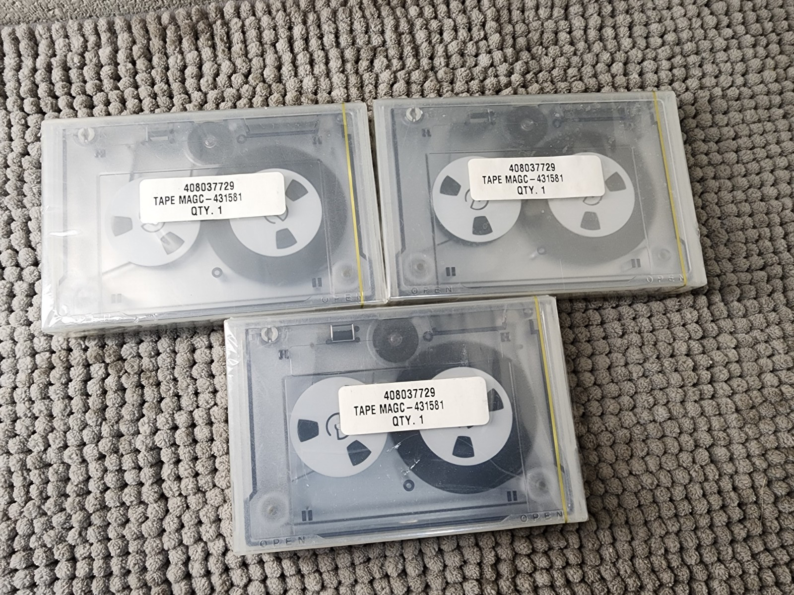LOT OF 3LUCENT TECHNOLOGIE TAPE MAGC SLR Data Tape Cartridge QIC  4gb Blank Tape