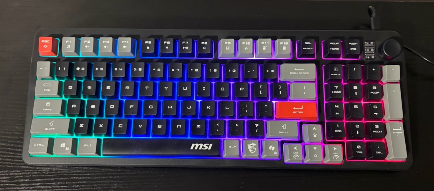 MSI Forge GK110 US - Membrane Keyboard, RGB, Ergonomic, Anti-GHOSTING Type C