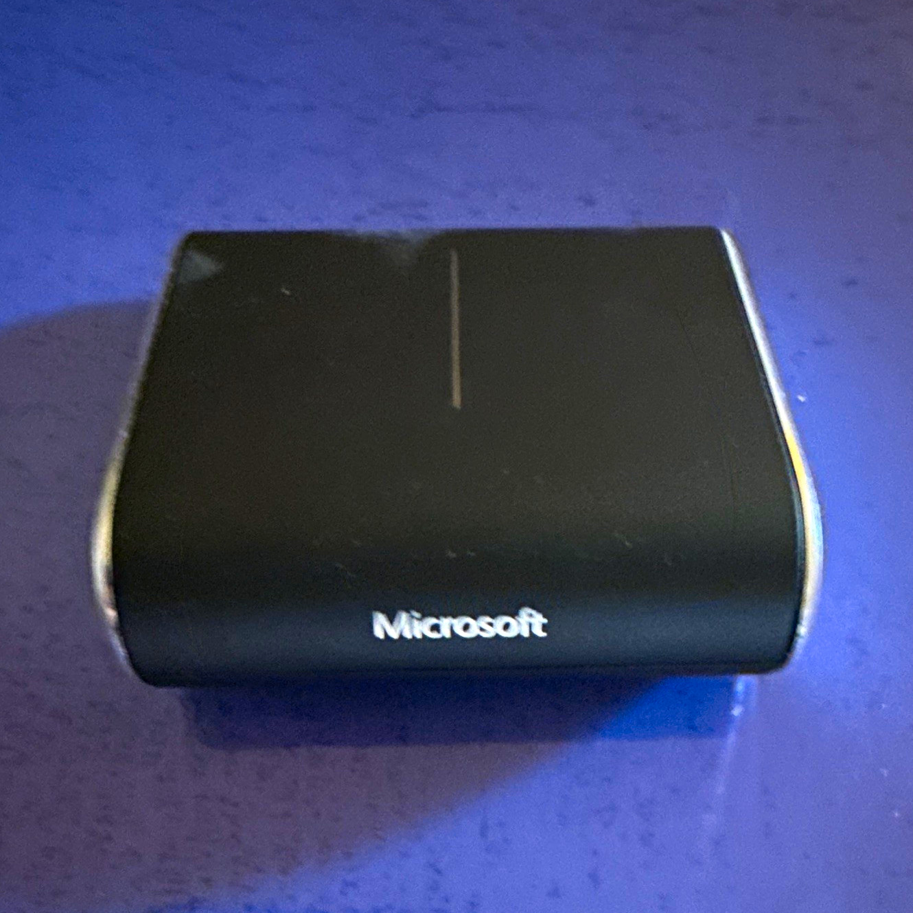 Microsoft Arc Touch Wireless Black Mouse BlueTrack 1000 DPI 2 Buttons On/Off