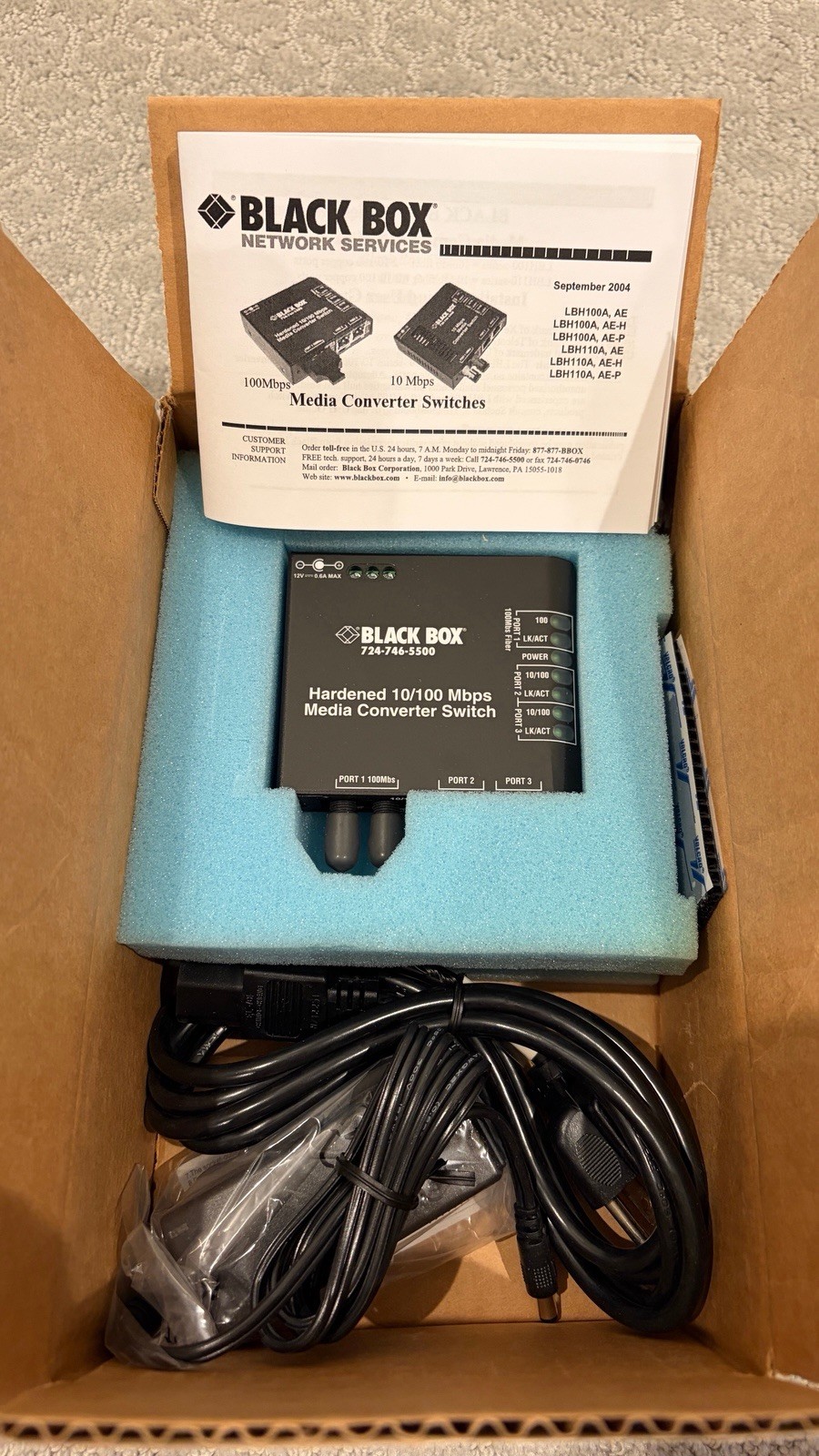 Black Box LBH100A-H-ST Hardened 10/100 Fast Ethernet Unmanaged ST RJ-45 3-Port
