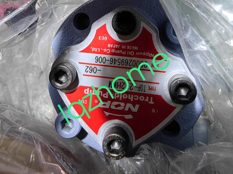 1PCS NOP TOP-212HWM oil pump new via FedEx or DHL