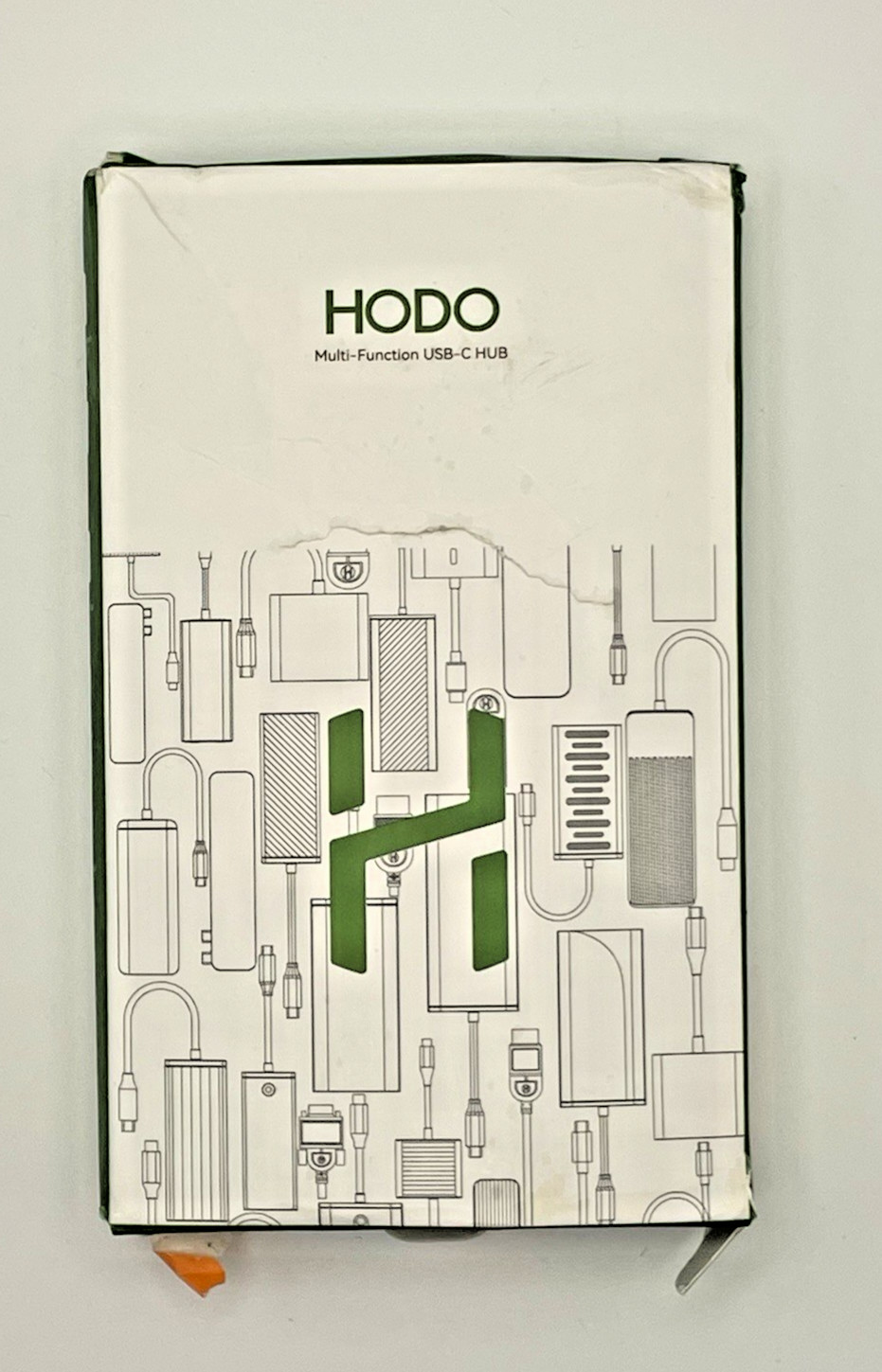 HODO | 8 in 1 USB-C hub | USB ports | VGA ports | HDMI port