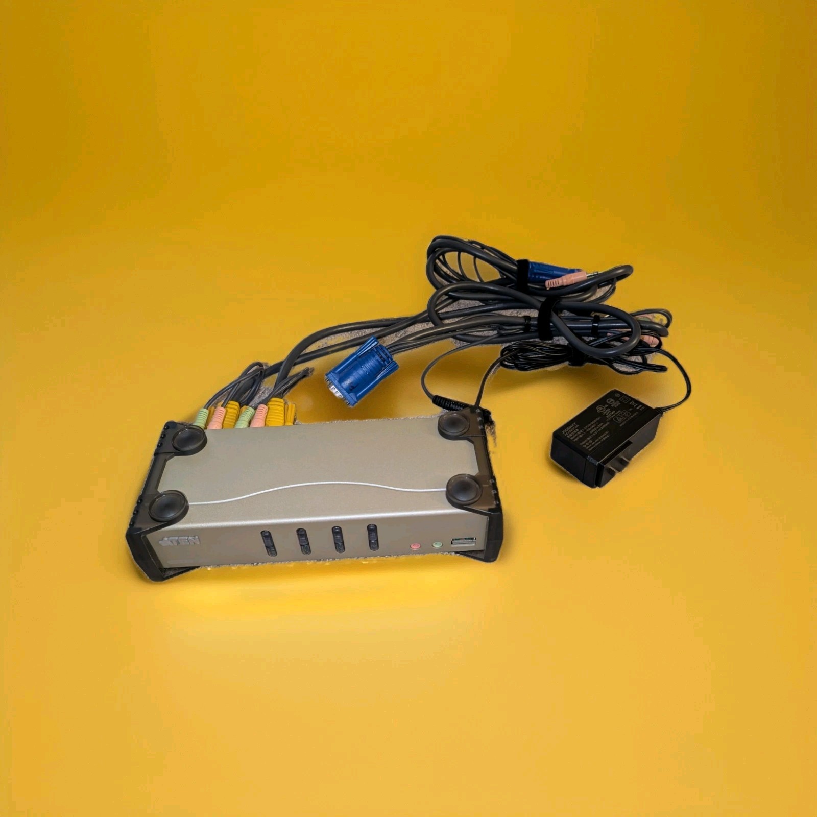 ​ATEN CS1734B 4-Port USB 2.0 KVMP Switch w/ OSD - Includes 2 Cable Sets & Power